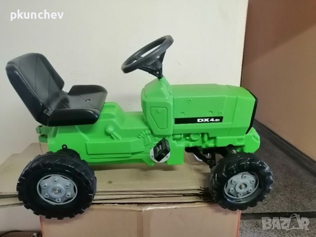 Трактор с педали детска играчка