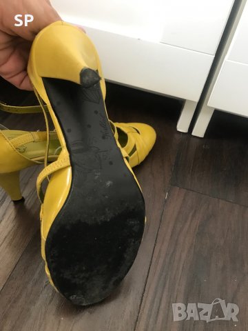 Нови жълти Обувки Killah Miss Sixty, снимка 2 - Дамски обувки на ток - 33120812
