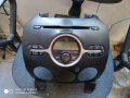 Оригинален cd mp3 плеър за Mazda 2, снимка 1 - Аксесоари и консумативи - 43558277