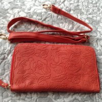 Червена чанта портмоне, снимка 1 - Чанти - 26684621