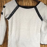 Блуза , снимка 4 - Блузи с дълъг ръкав и пуловери - 43425525