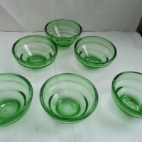 Стъклени купички зелено стъкло , снимка 2 - Антикварни и старинни предмети - 34804553