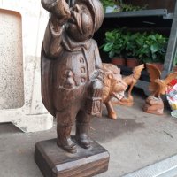 Дървена статуя на вестоносец, снимка 1 - Антикварни и старинни предмети - 32590954