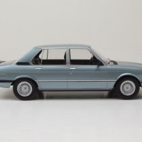 BMW M535i E12 1980 - мащаб 1:18 на Norev моделът е нов в кутия, снимка 4 - Колекции - 43115755