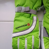 Продавам нови дамски четирислойни водоустойчиви яркозелени ръкавици Rossignol , снимка 2 - Ръкавици - 44080848