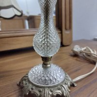 Старинна нощна лампа месинг и стъкло , снимка 2 - Настолни лампи - 43516392