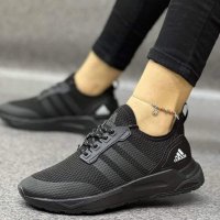 Дамски обувки Adidas , снимка 3 - Маратонки - 37102634