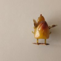 Стара играчка кокошка снася яйца като се натисне от бакелит , снимка 7 - Антикварни и старинни предмети - 43958421