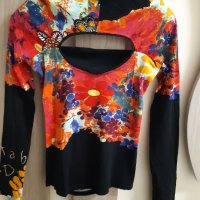 Ефектна блуза. Размер М., снимка 2 - Блузи с дълъг ръкав и пуловери - 43092127