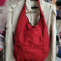 LA REDOUTE  естествен велур червена чанта,тип торба, made in INDIA , снимка 4 - Чанти - 40820737