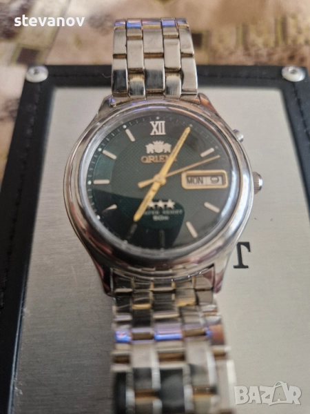 ориент циферблат зелен металик релеф, снимка 1