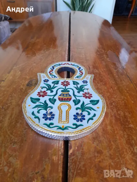 Стара закачалка за ключове, снимка 1