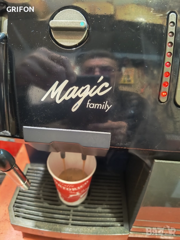!!! ПРОДАДЕНА!!! Saeco Magic family Перфектна, снимка 1