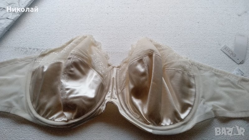 Огромен сутиен размер 100 G, снимка 1