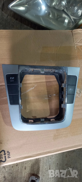 Панел скоростен лост VW Passat B6, снимка 1