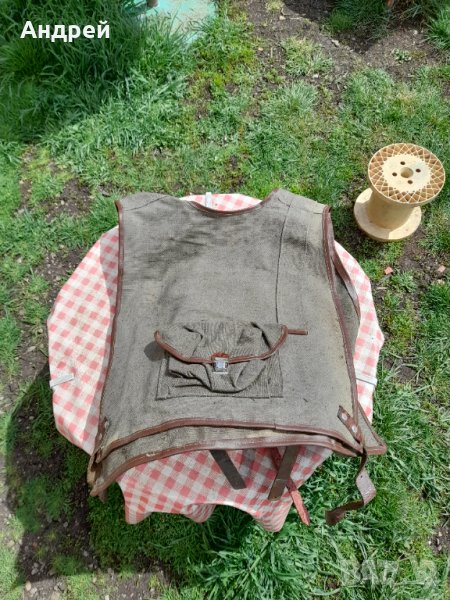 Стара военна раница,жилетка , снимка 1