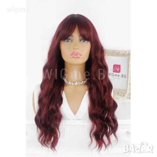 Дълга на вълни тъмночервена перука с бретон Мег, снимка 1