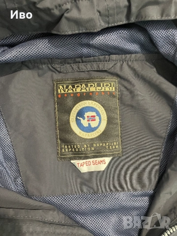Оригинално яке на Napapijri като ново, снимка 8 - Якета - 51709984