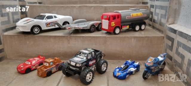 Лот с 8 броя коли, платформа, мотор и т.н., снимка 1