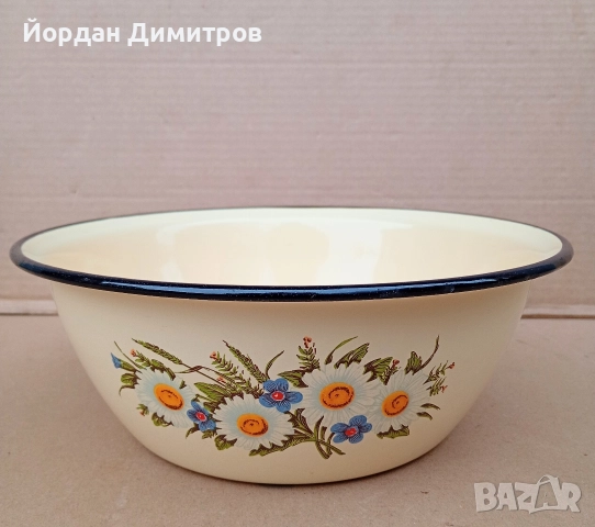 емайлирана купа