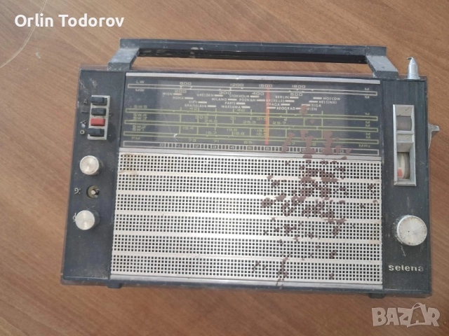 Продавам два броя радиоприемника СЕЛЕНА, снимка 2 - Радиокасетофони, транзистори - 51794369