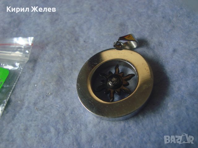 МОДЕН АРТ МЕДАЛЬОН от НЕРЪЖДАЕМА СТОМАНА с ФАСЕТИРАН ЦИРКОНИЙ 29456, снимка 6 - Колиета, медальони, синджири - 37660203