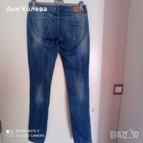 Сини, слим дънки на Bershka, 26 р-р, снимка 2 - Дънки - 32552245