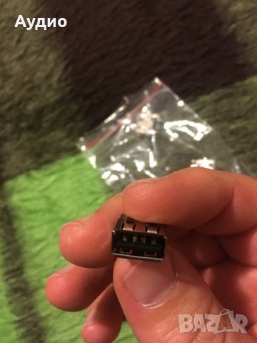 ОРИГИНАЛНИ USB букси за панели на CD-та PIONEER също така и в черно, снимка 4 - Аксесоари и консумативи - 27230976