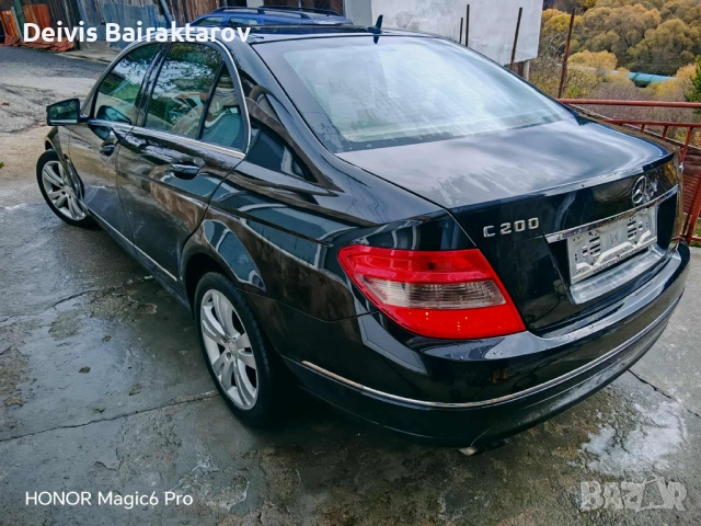 Mercedes-Benz C 200, снимка 10 - Автомобили и джипове - 52417258