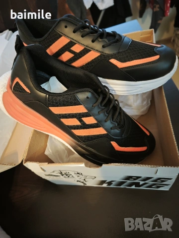 Нови маратонки 42 н.