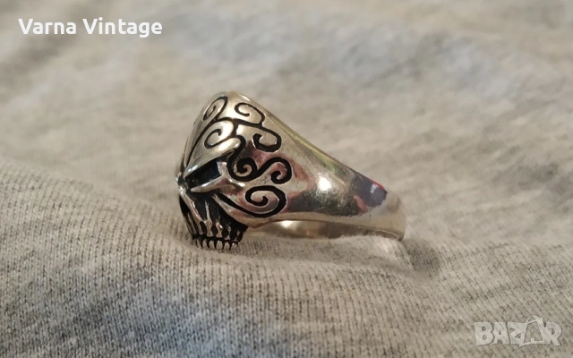 Красив оригинален мъжки сребърен пръстен с череп. 925. 6,5 гр., снимка 2 - Пръстени - 53404827