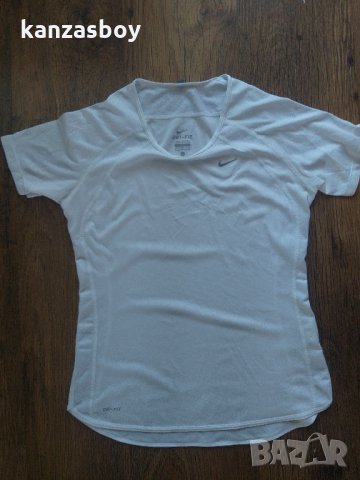 nike - страхотна дамска тениска, снимка 3 - Тениски - 33527471