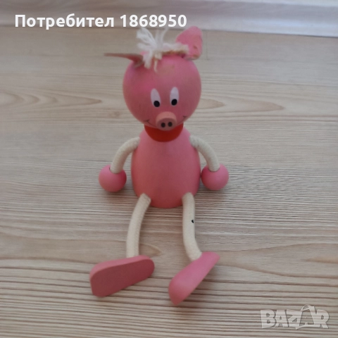 Дървена касичка