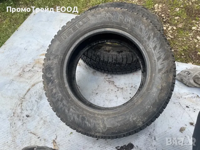 Два броя зимни гуми гума Пирели Pirelli 205/65 R15 15”, снимка 2 - Гуми и джанти - 49958959