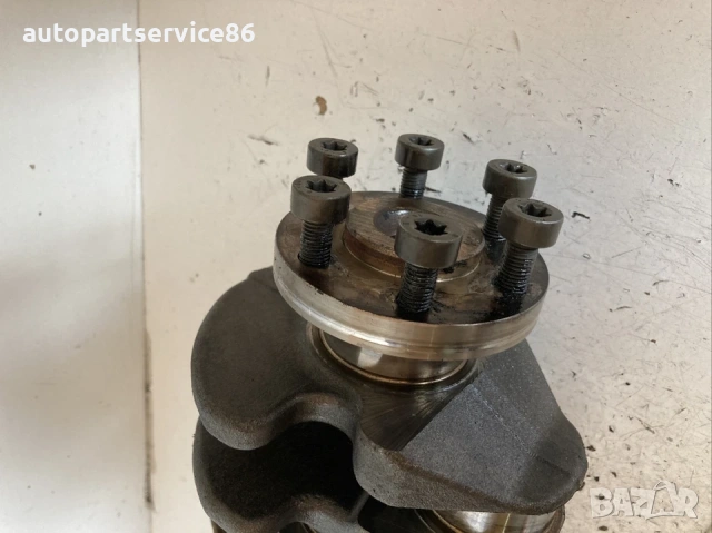 Колянов Вал за Peugeot 3008 1.6 HDI (2010) 9H01 Тип Двигател 9HZ, снимка 3 - Части - 53570012