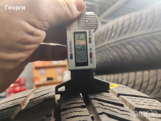 4бр. зимни гуми 215/55/17 Continental, снимка 2 - Гуми и джанти - 52000877