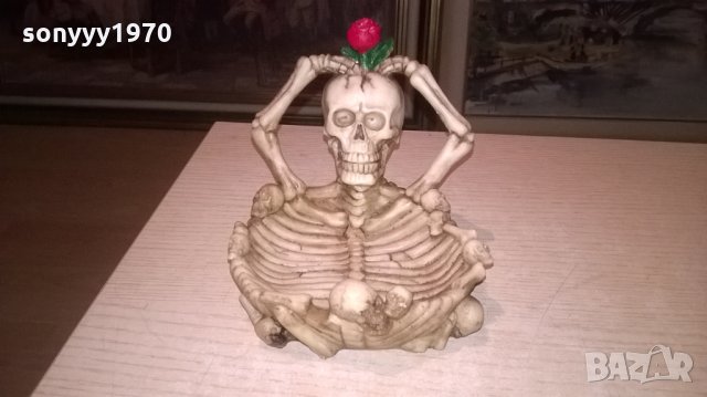 черепи-Декоративен пепелник-14х12х12см, снимка 2 - Колекции - 26905679