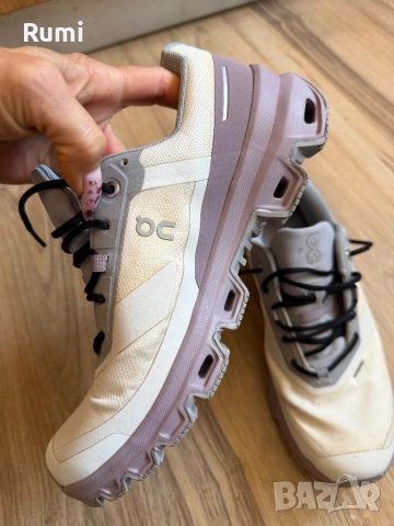 Оригинални Водоустойчивост маратонки на Cloudventure! 40 н, 60 лв, снимка 4 - Маратонки - 50823056