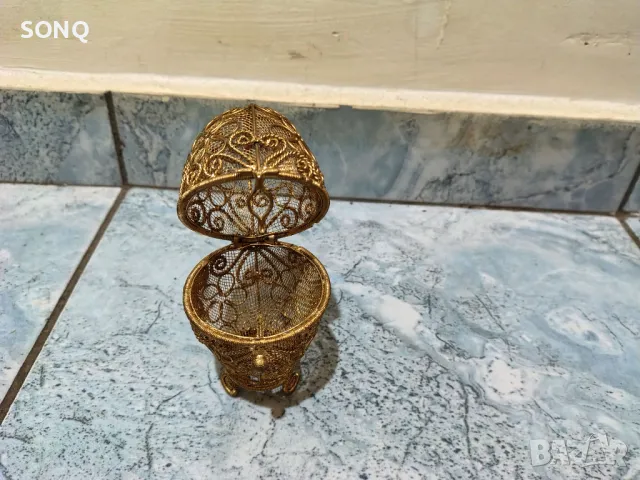 Уникално Красиво Филигранено Яйце Бижутерка, снимка 4 - Антикварни и старинни предмети - 48239129
