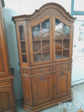 Масивна Витрина внос от Германия , снимка 2 - Секции и витрини - 48316824