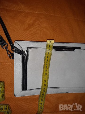 Оригинални дамска чанта + малка чантичка на NINE WEST, снимка 14 - Чанти - 35516231