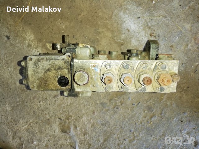 Продавам нафтова помпа за Perkins мотор