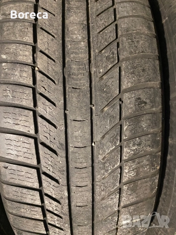 Зимни гуми континентал 215/55/17", снимка 2 - Гуми и джанти - 52576509