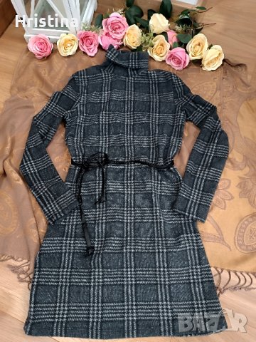 Къса рокля с поло яка и коланче, снимка 1