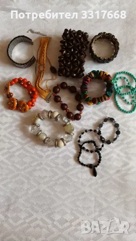 Гривни, снимка 1