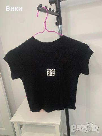 Черна кроп тениска , снимка 2 - Тениски - 50918331