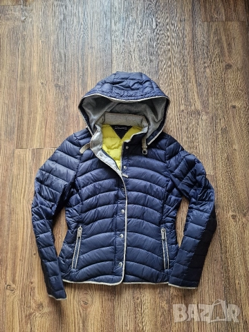 Страхотно дамско пухено яке TOMMY HILFIGER размер S, снимка 3 - Якета - 52569406