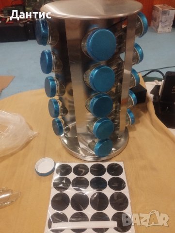 Комплект от 17 съда за подправки 