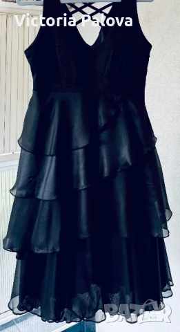 Прекрасна рокля ST-MARTINS SCANDINAVIAN DESIGN , снимка 3 - Рокли - 50549745