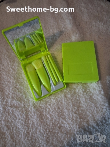 ЧЕТКИ ЗА ГРИМ 5БР. КЪСИ С ОГЛЕДАЛО, снимка 4 - Други - 50264266